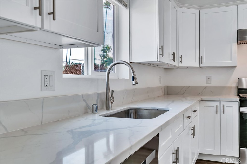 6734 Beryl Street Property Photo 10