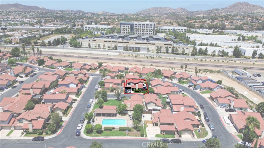 2373 Lily Court Property Photo 17