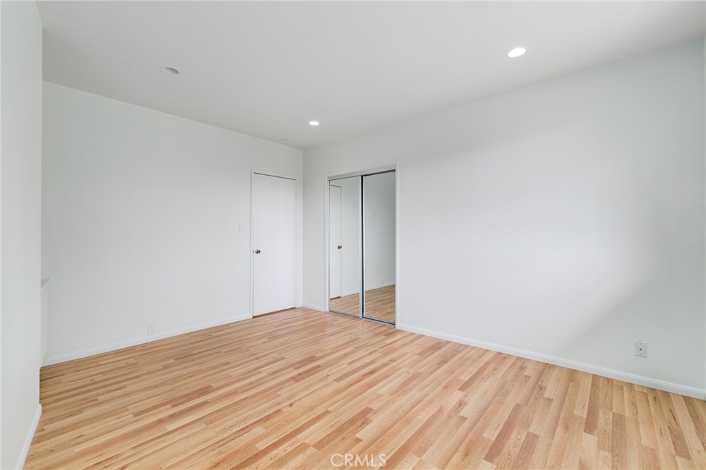 2128 Oak Crest Property Photo 20