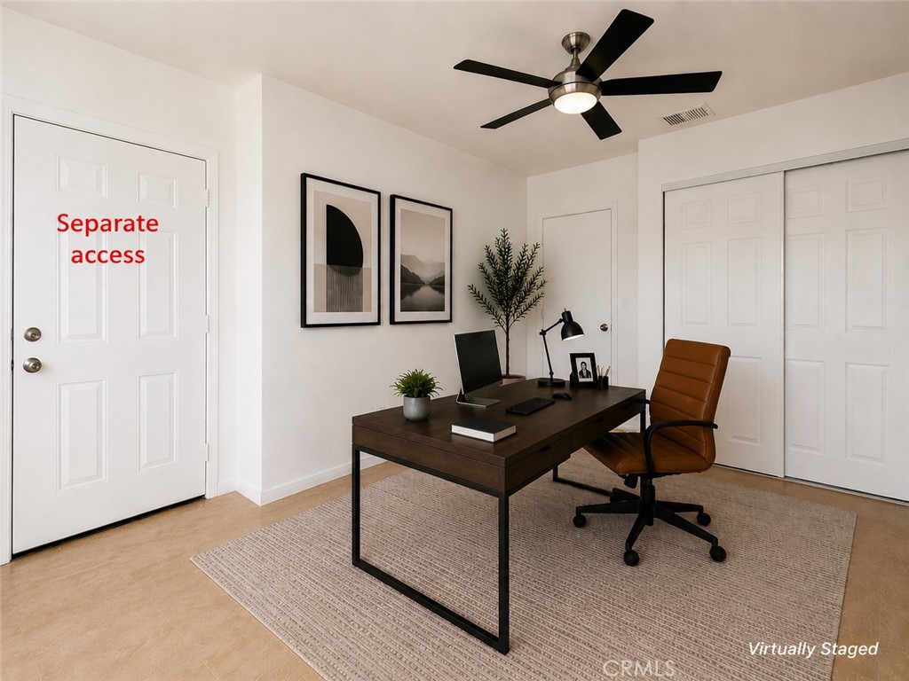 2128 Oak Crest Property Photo 23