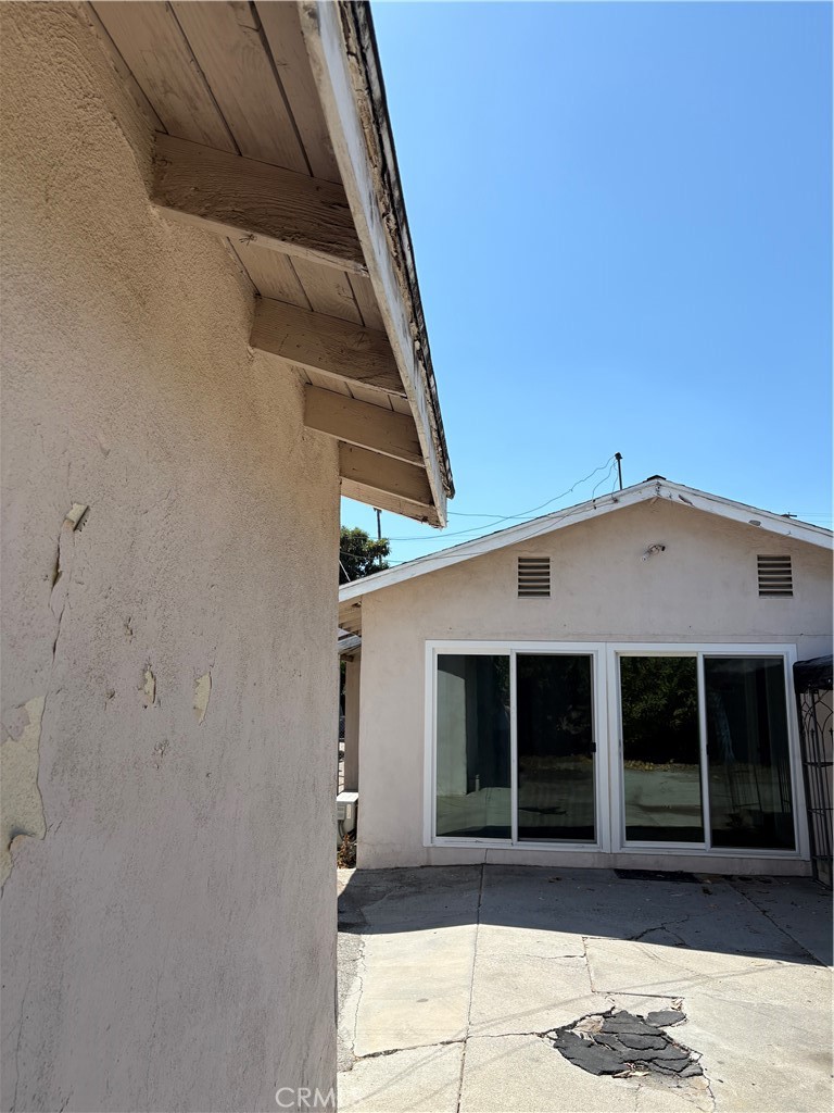806 S Chapel Property Photo 5