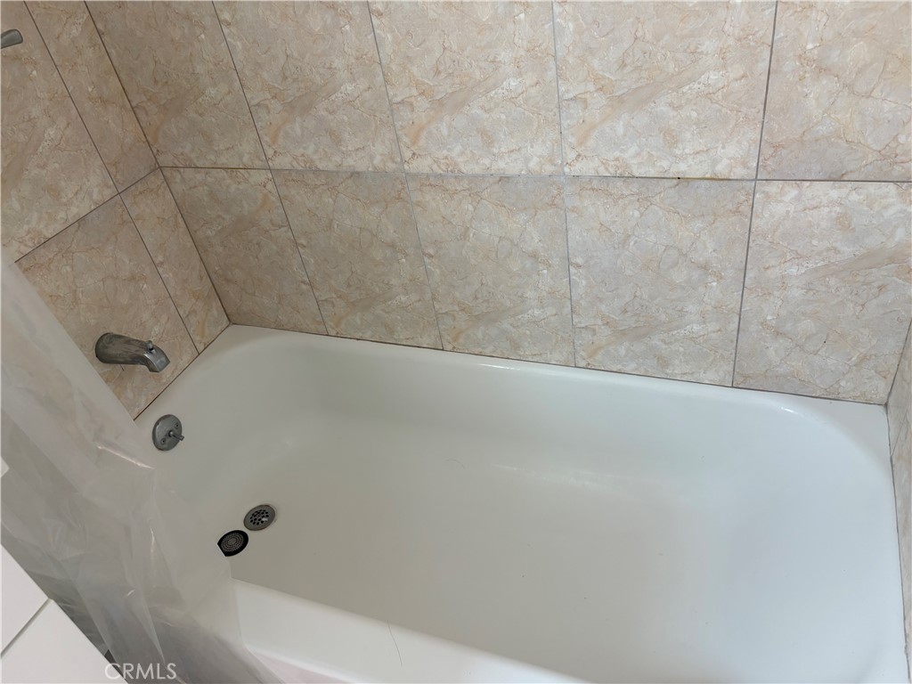 806 S Chapel Property Photo 19