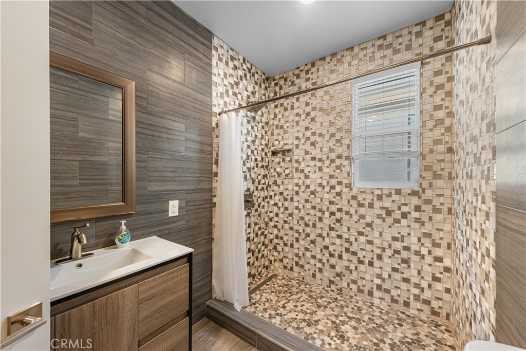 57 Ray Property Photo 36