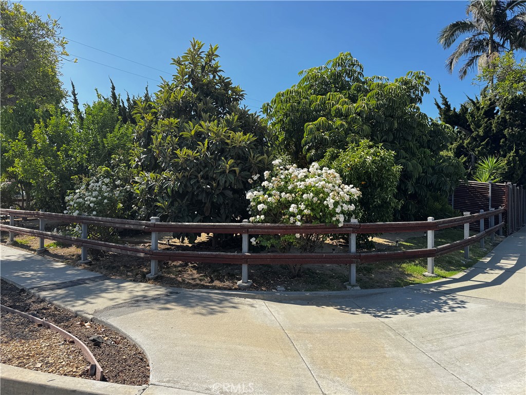 15706 Agosta Property Photo 4
