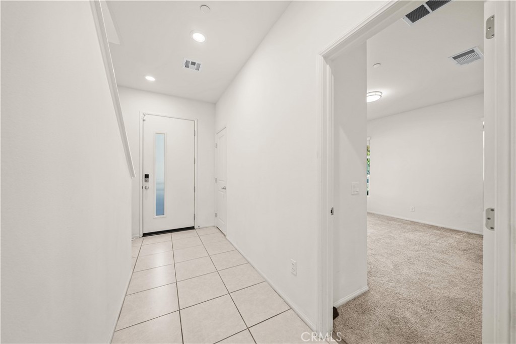 1530 W Cameron Property Photo 11