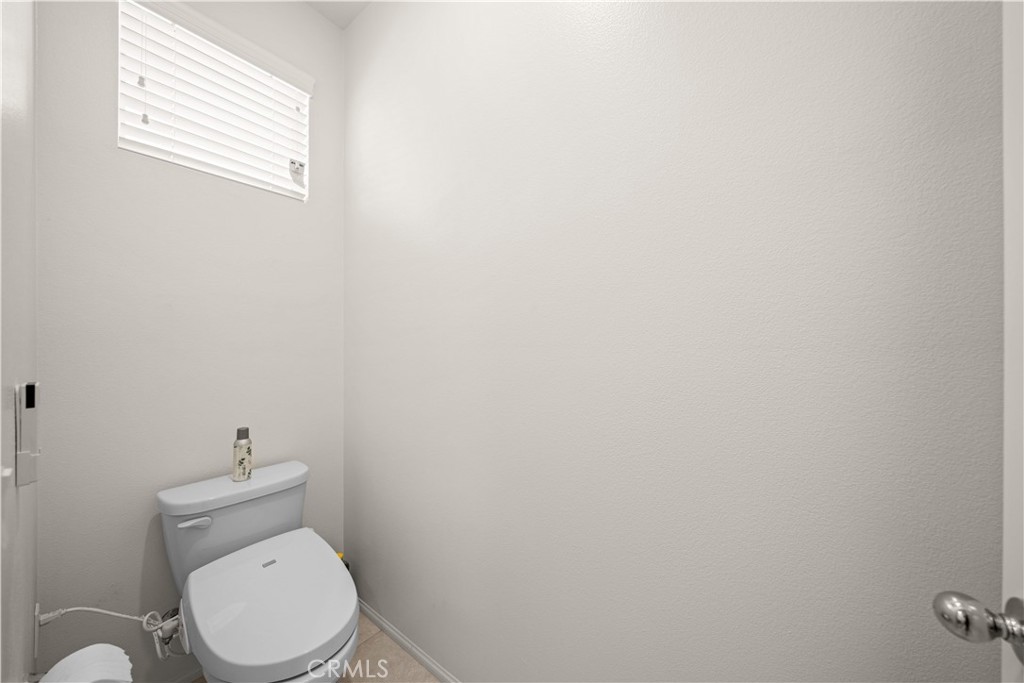 1530 W Cameron Property Photo 32