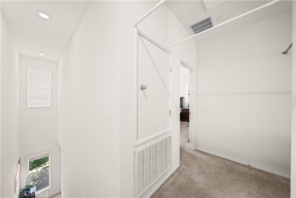 1530 W Cameron Property Photo 41