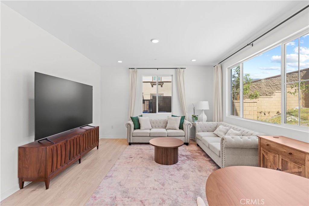 16480 Botanical Lane Property Photo 3