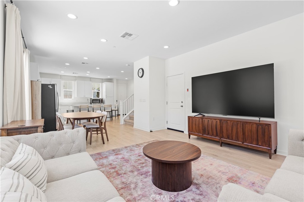 16480 Botanical Lane Property Photo 4