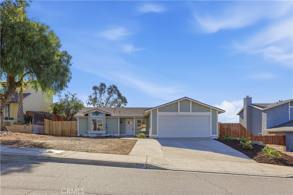 6405 N Ventura Avenue Property Photo 2