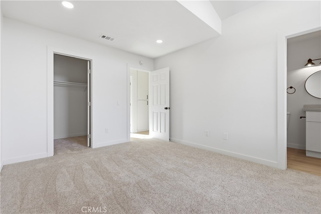 6405 N Ventura Avenue Property Photo 24
