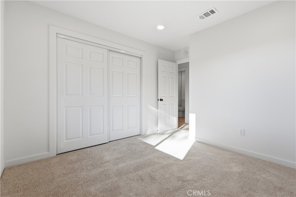 6405 N Ventura Avenue Property Photo 27
