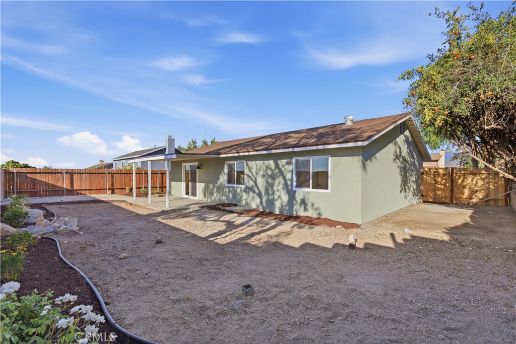 6405 N Ventura Avenue Property Photo 30