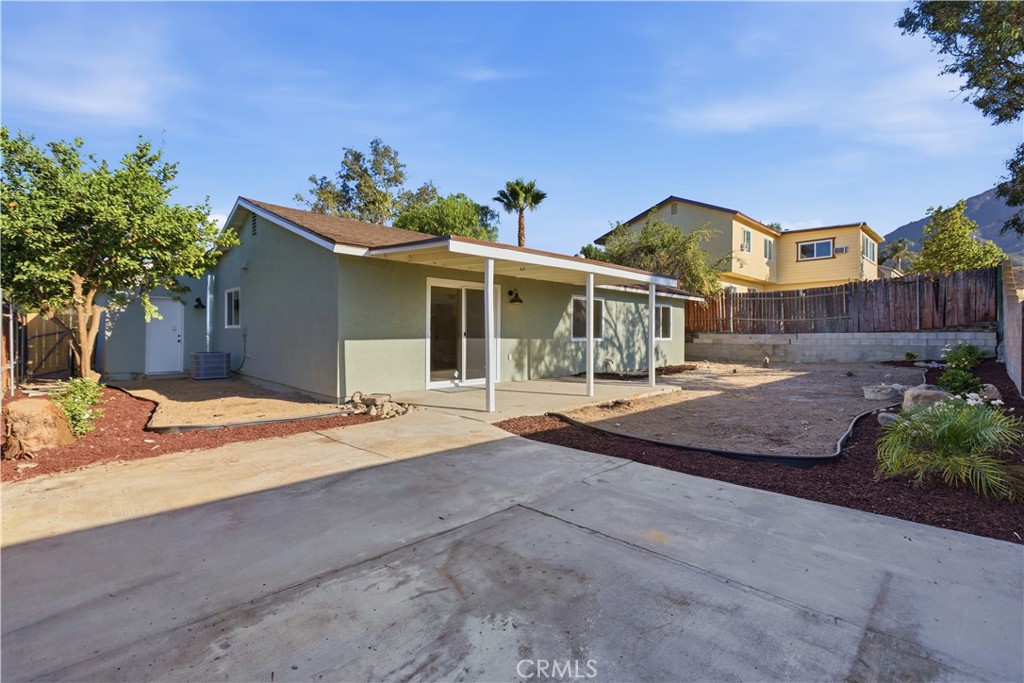 6405 N Ventura Avenue Property Photo 31