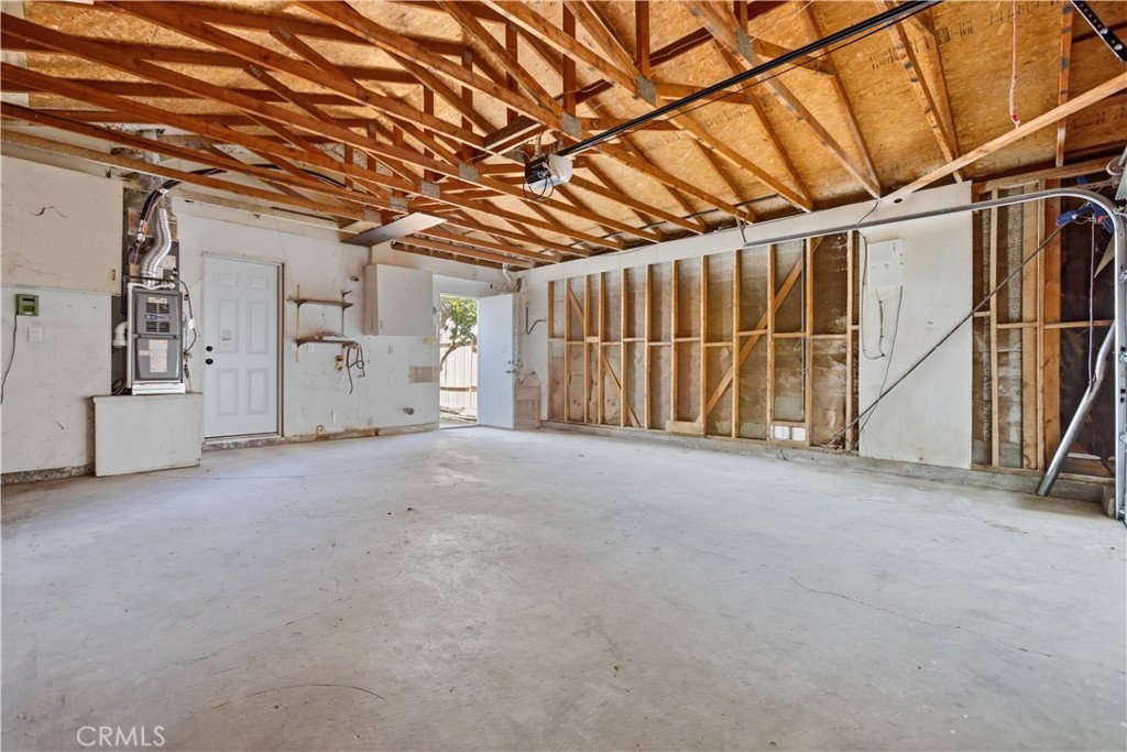 6405 N Ventura Avenue Property Photo 32