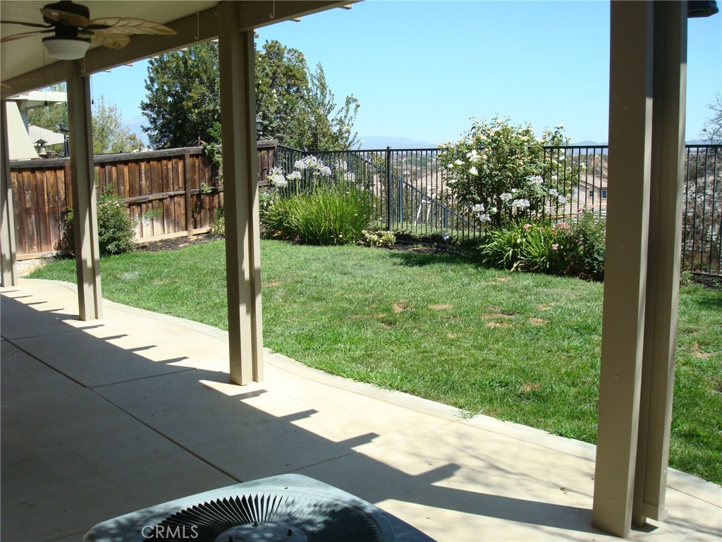 38539 Divot Drive Property Photo 5