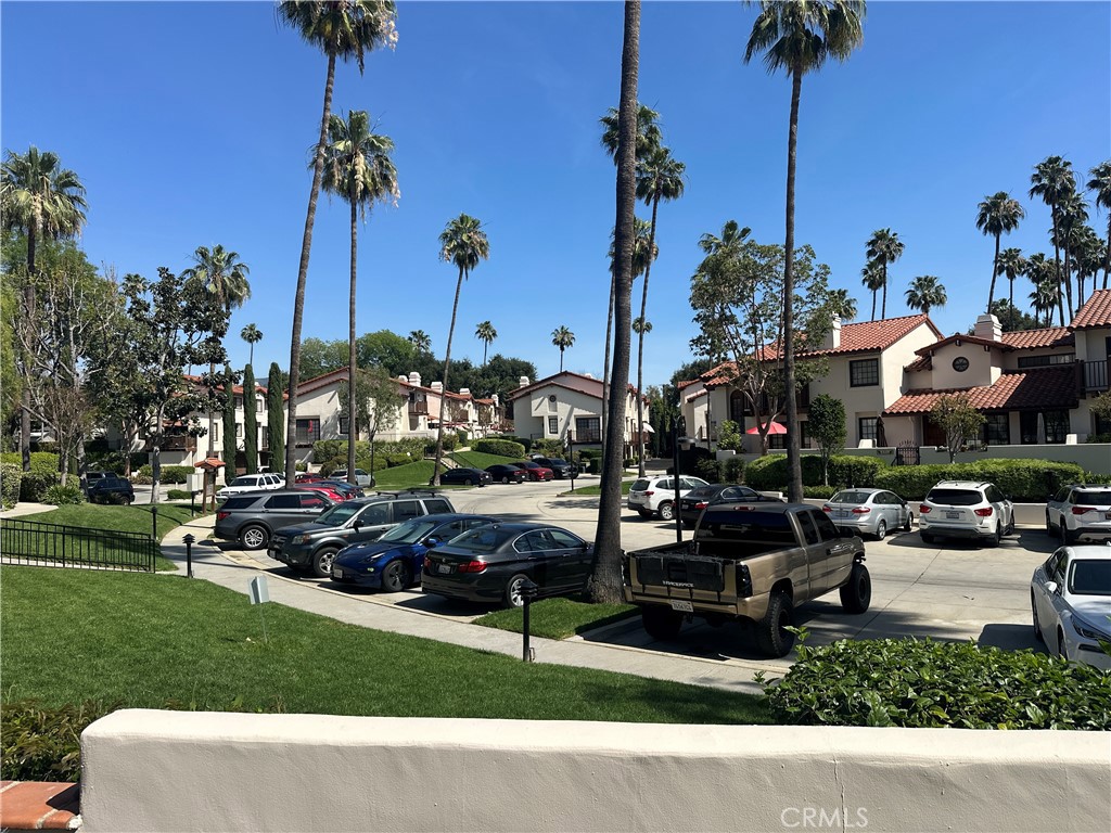 415 E Bougainvillea Property Photo 1