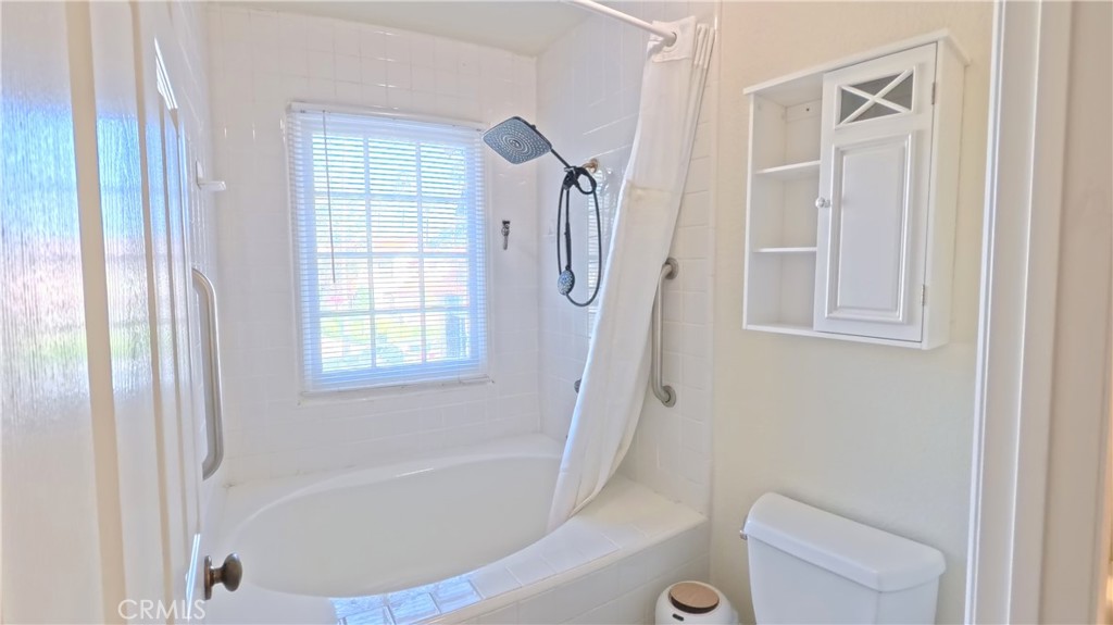 415 E Bougainvillea Property Photo 27