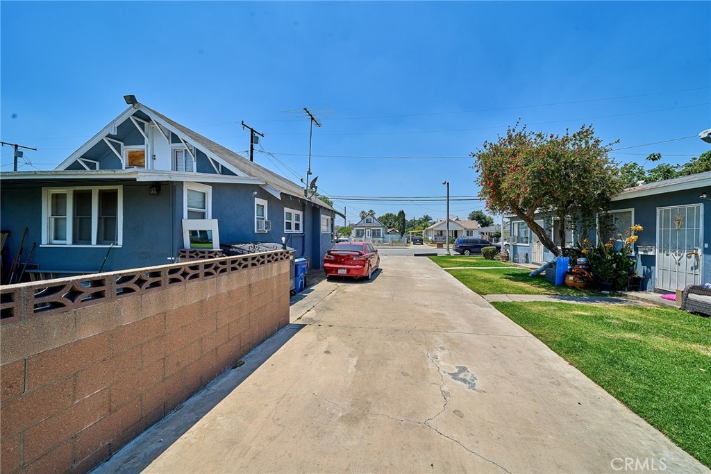 610 Fillmore Property Photo 5