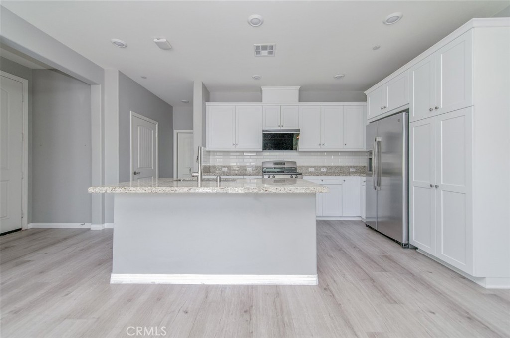 16039 Voyager Property Photo 8