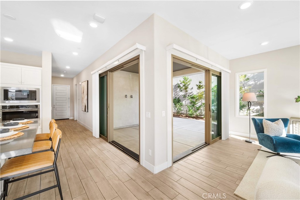 151 Scale Property Photo 17