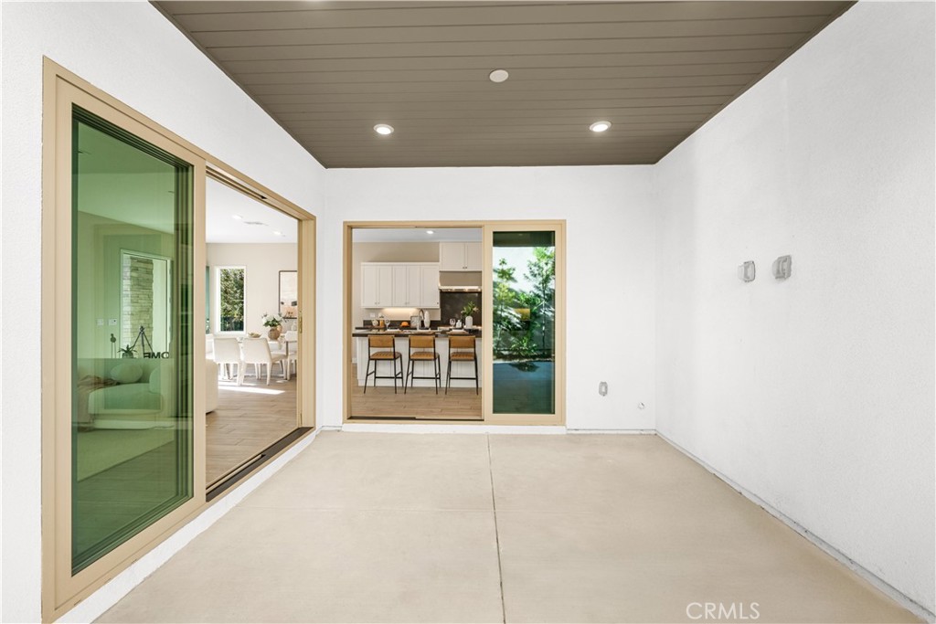151 Scale Property Photo 20