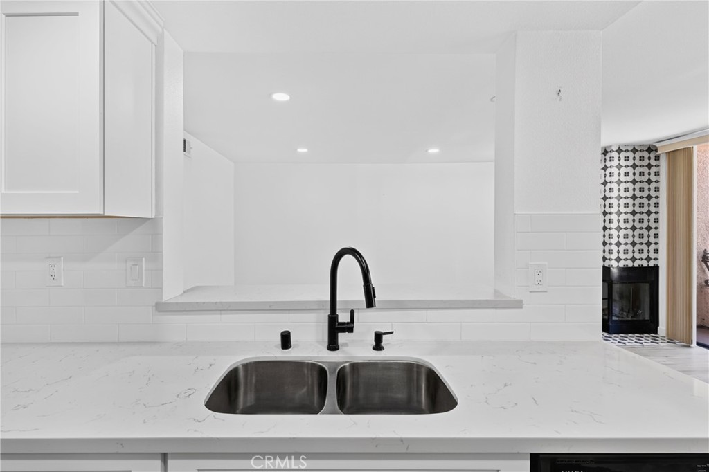 28004 S Western Avenue 220 Property Photo 16