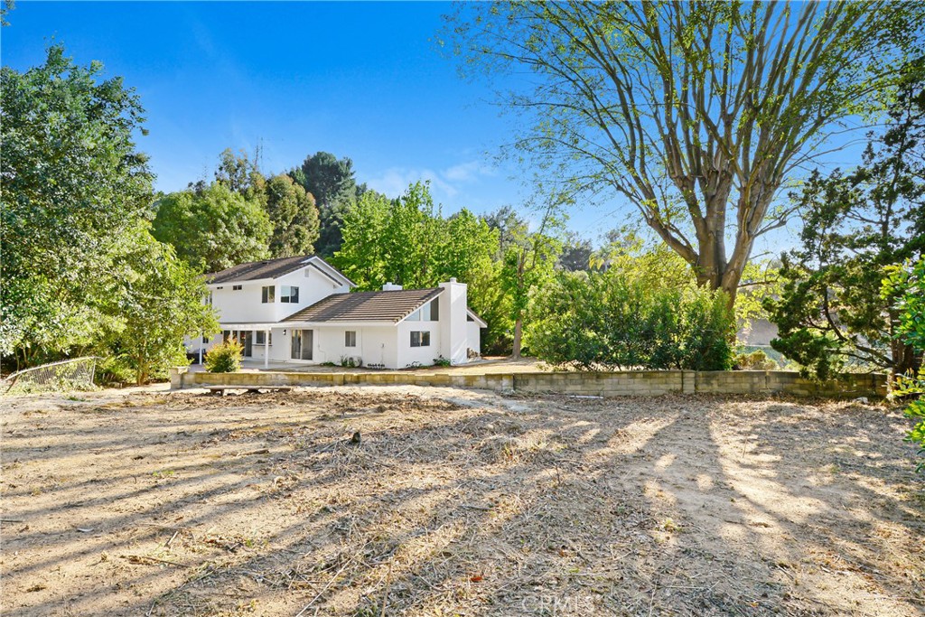 3160 Gotera Property Photo 3