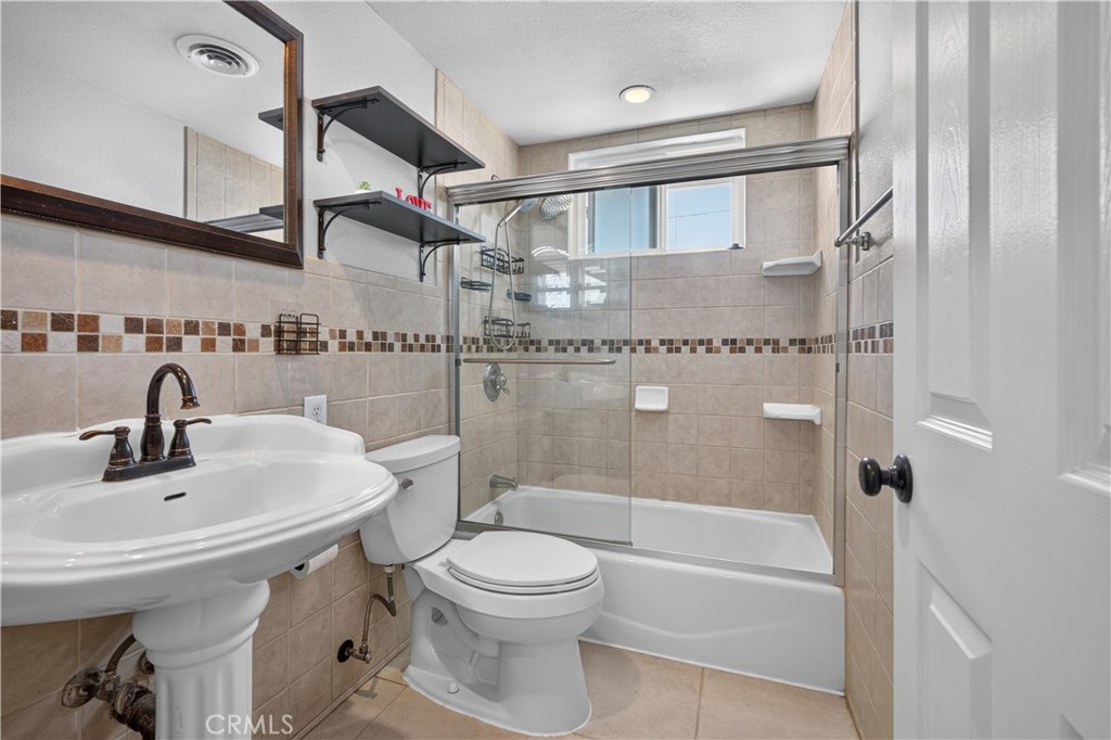 904 Beech Hill Property Photo 18