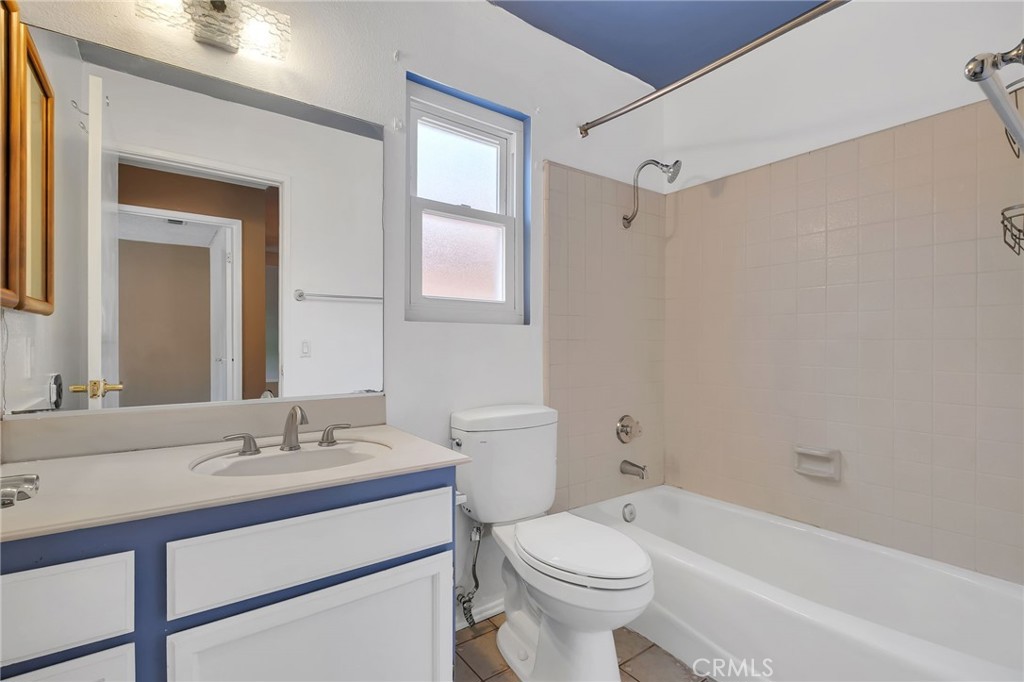 32 Rising Hill Road Property Photo 24