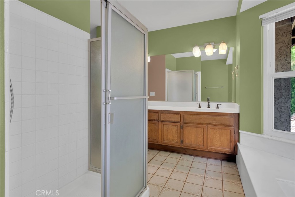 32 Rising Hill Road Property Photo 29