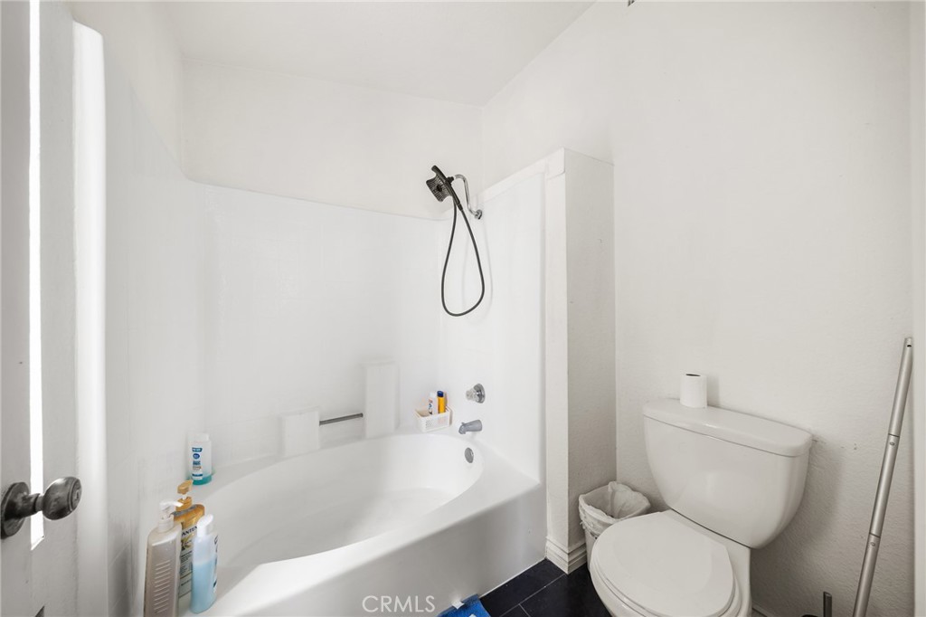 14311 Hillcrest Dr Property Photo 13