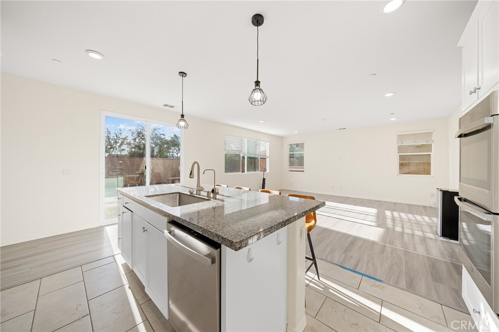 4050 S Bowery Pl Property Photo 12