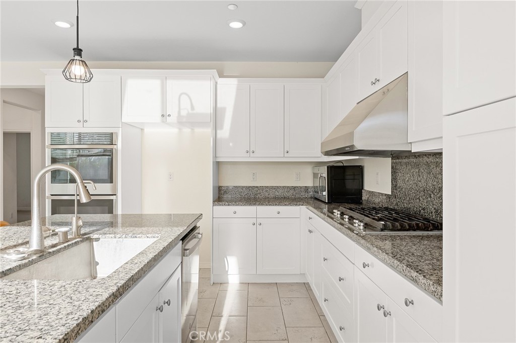 4050 S Bowery Pl Property Photo 13