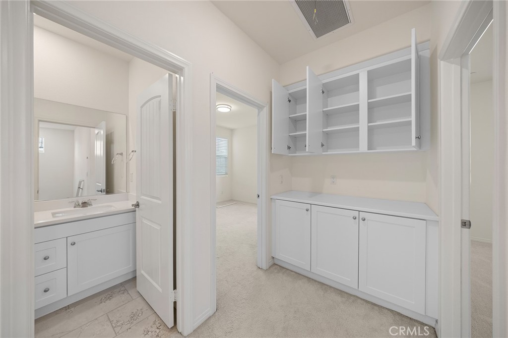 4050 S Bowery Pl Property Photo 33
