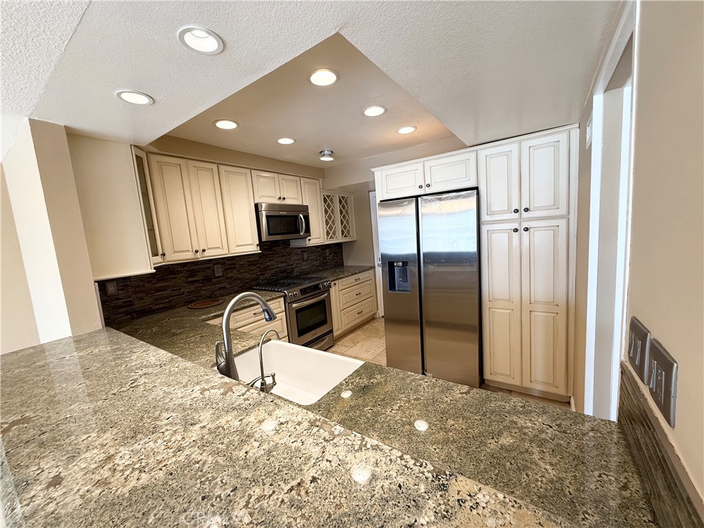 3382 Tempe Drive Property Photo 5