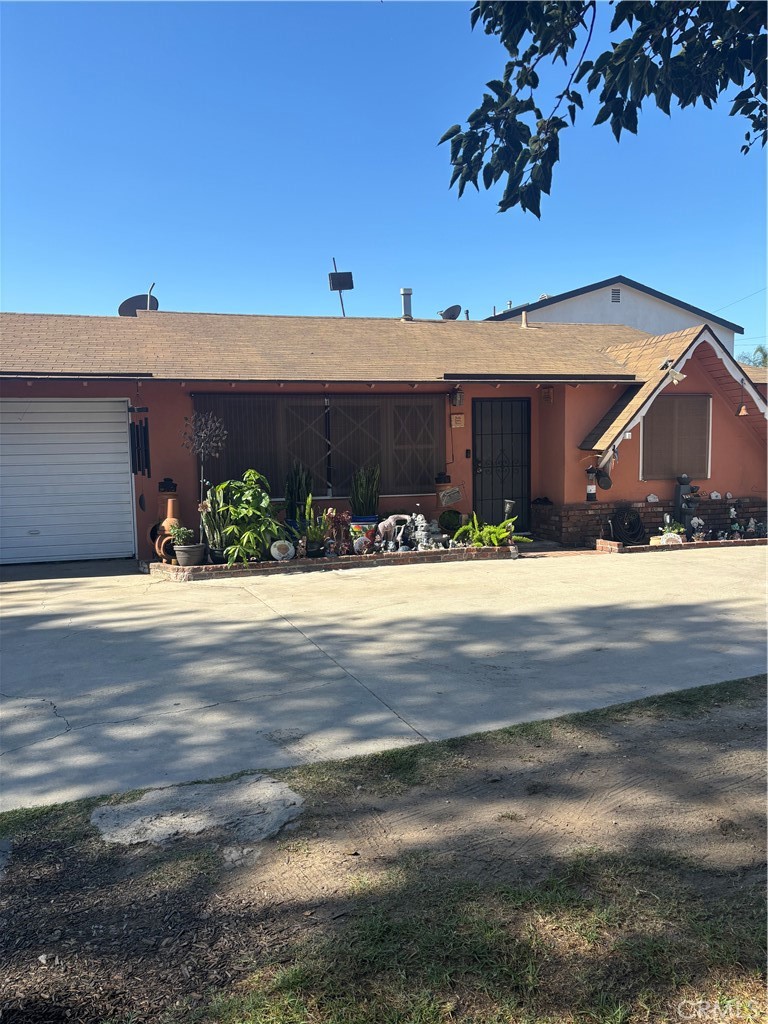 6848 Colmar Property Photo 1