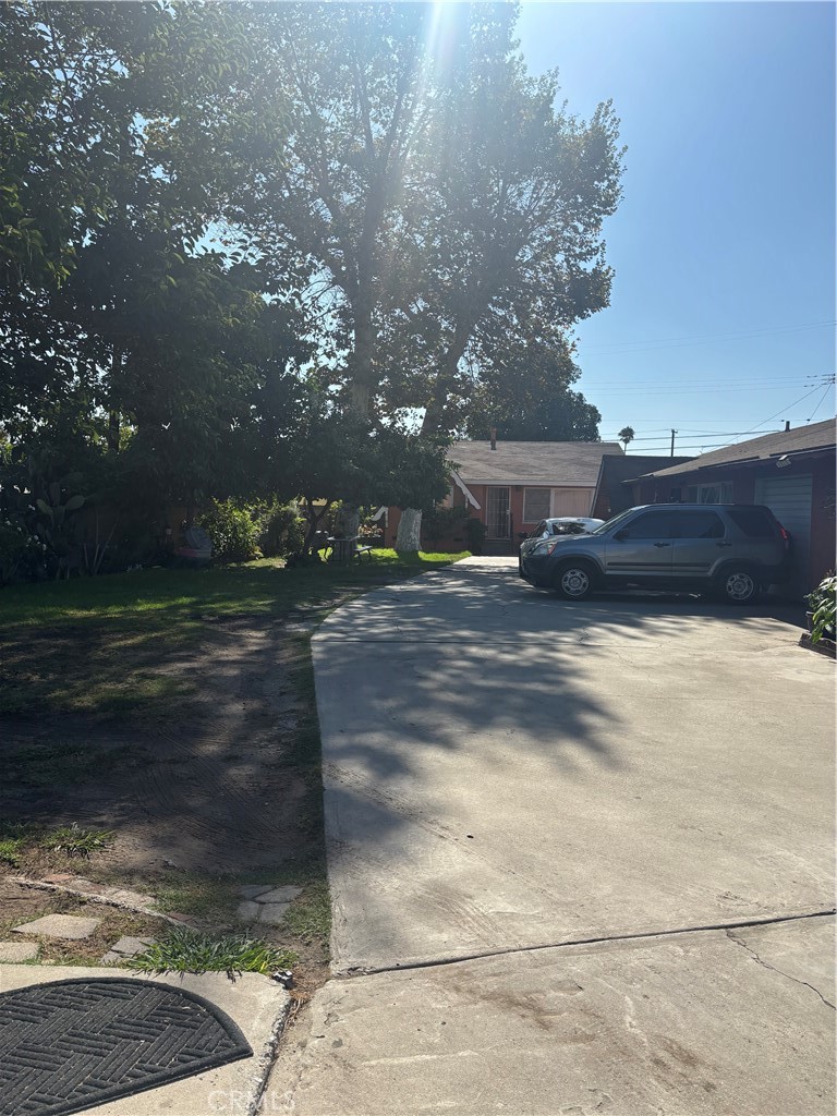 6848 Colmar Property Photo 2