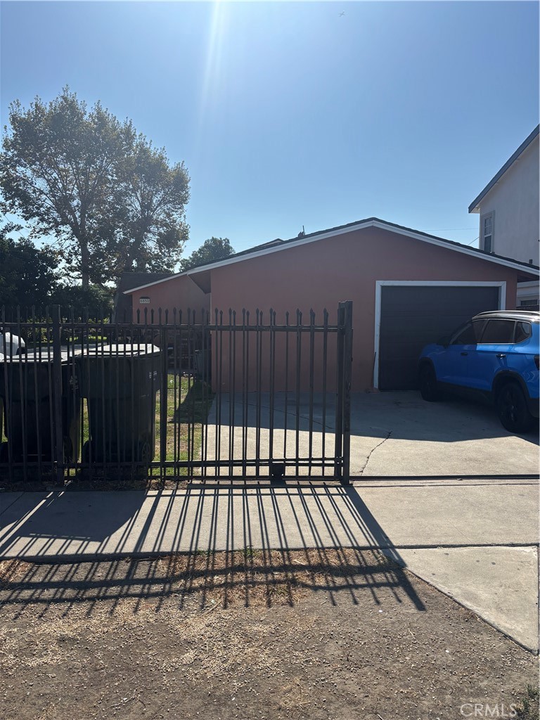 6848 Colmar Property Photo 4