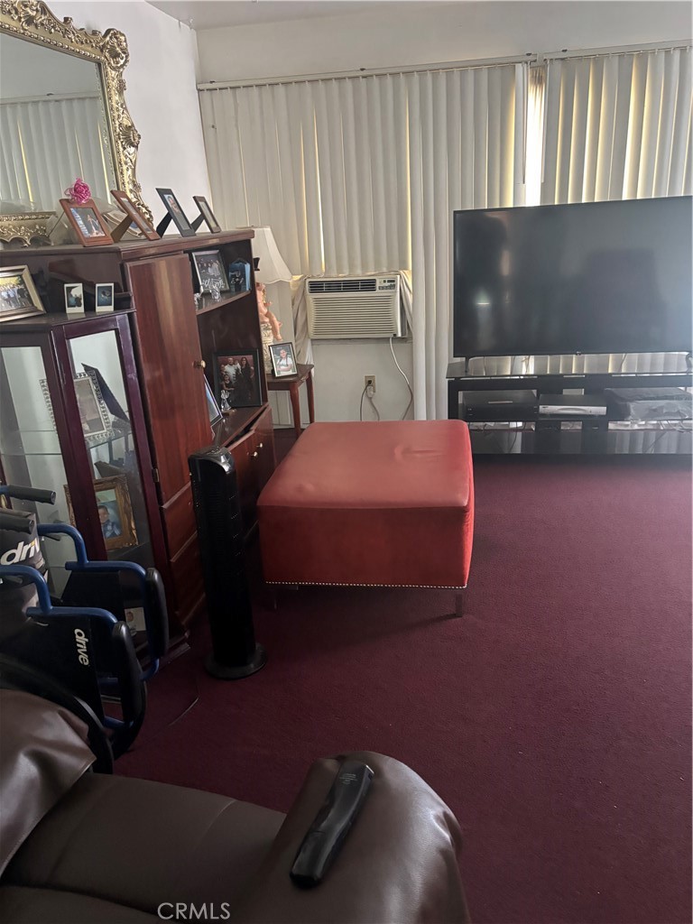 6848 Colmar Property Photo 5