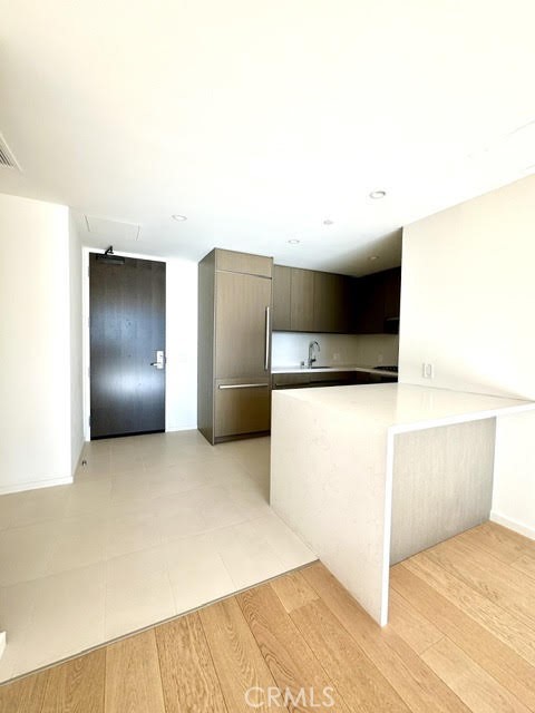 889 Francisco Property Photo 3