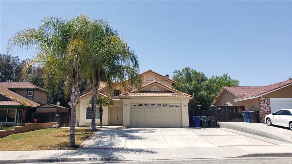 8739 Belladona Property Photo 1