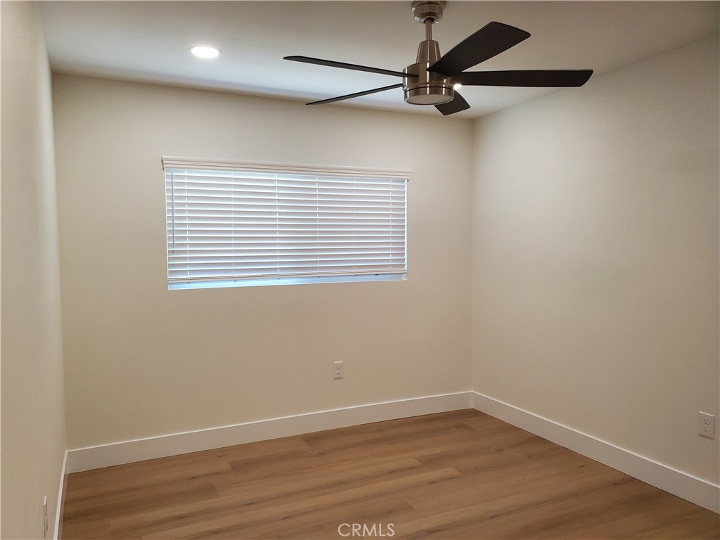 553 E Bellgrove Street Property Photo 10