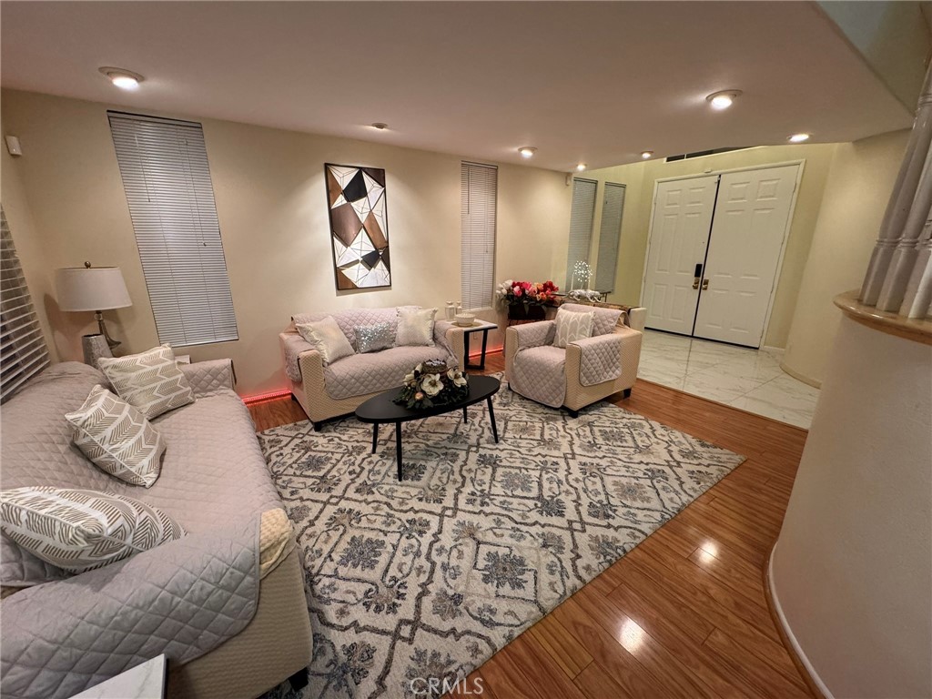 16269 Sun Summit Property Photo 8