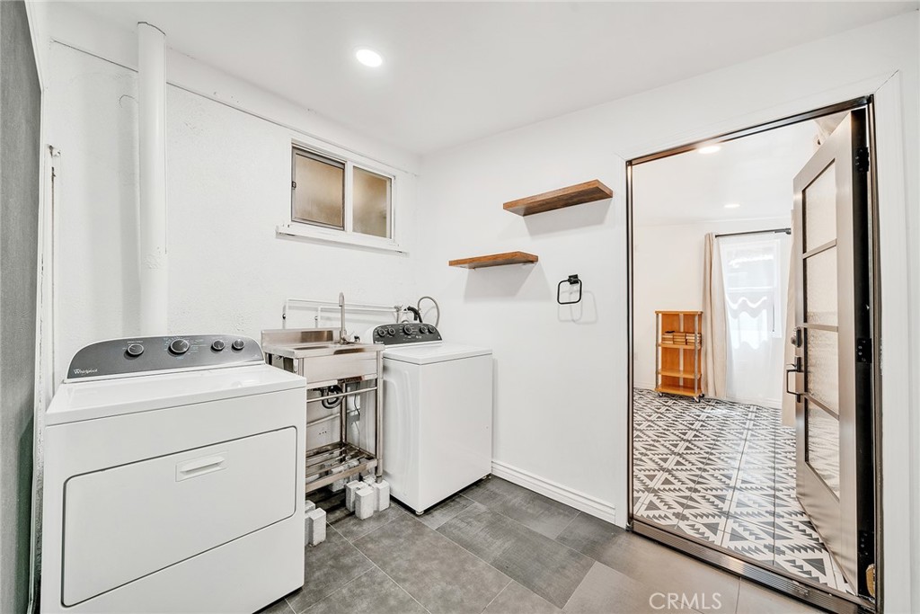 5132 Rosemead Blvd Property Photo 36