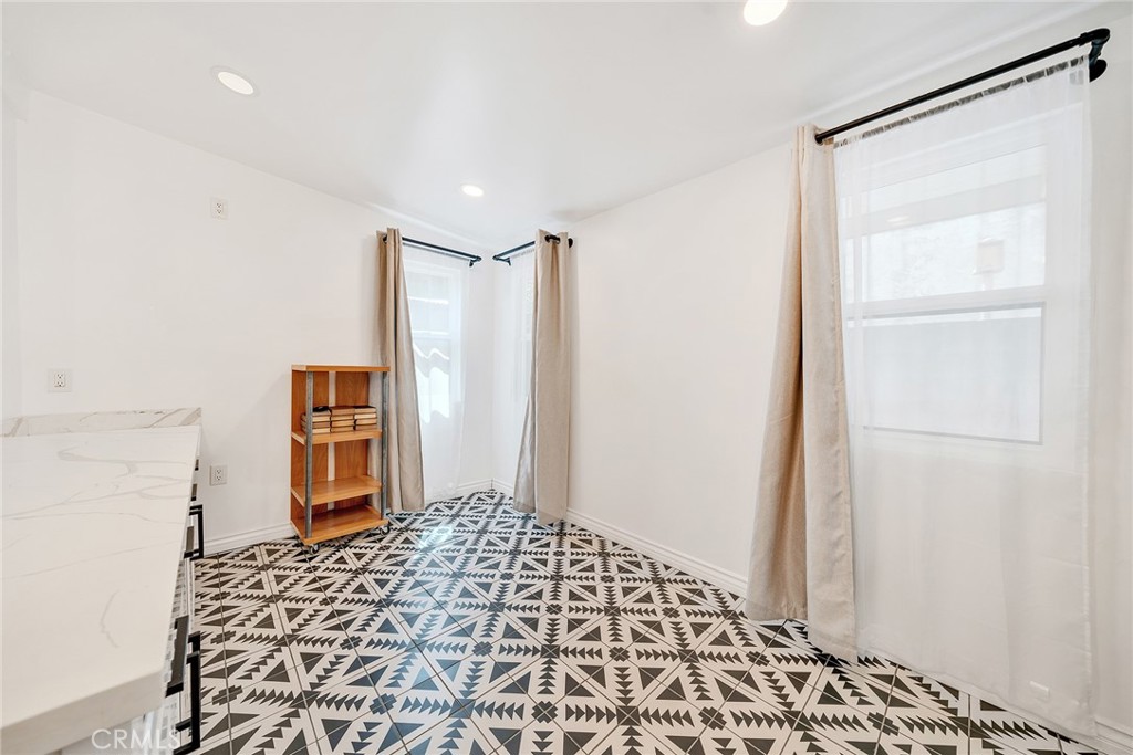 5132 Rosemead Blvd Property Photo 39