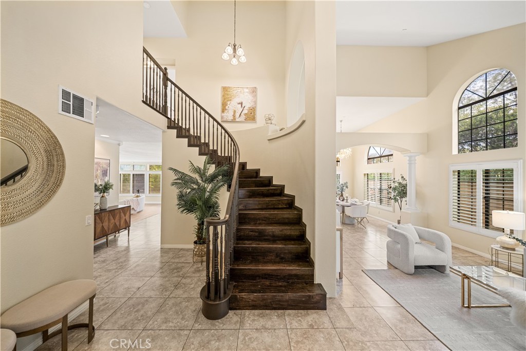 11259 Oak Brook Court Property Photo 6