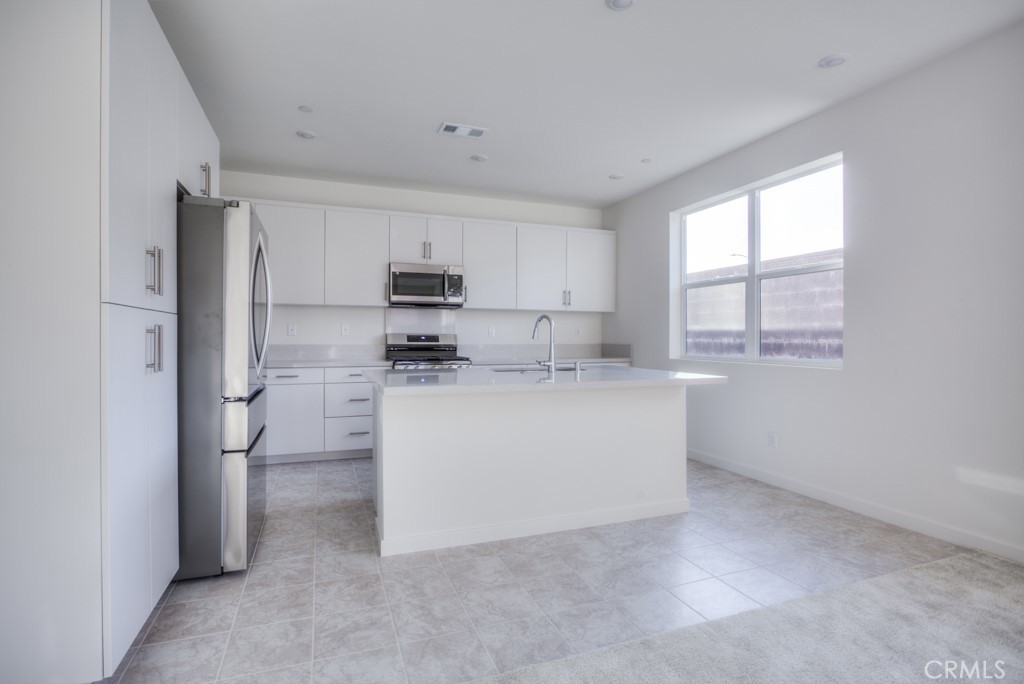 15812 Caterpillar Dr Property Photo 14