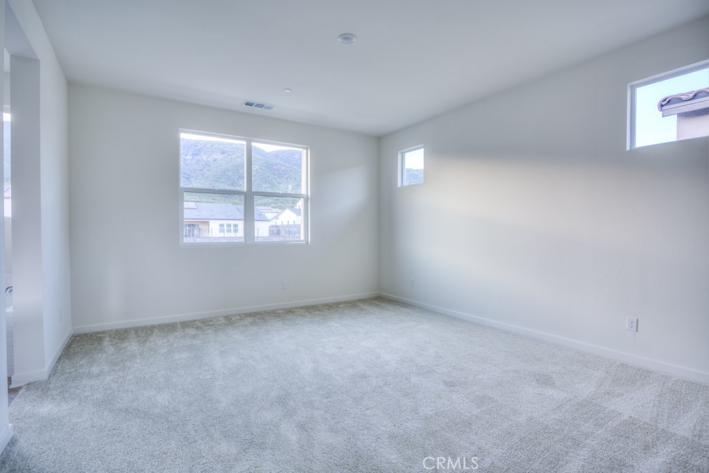 15812 Caterpillar Dr Property Photo 29