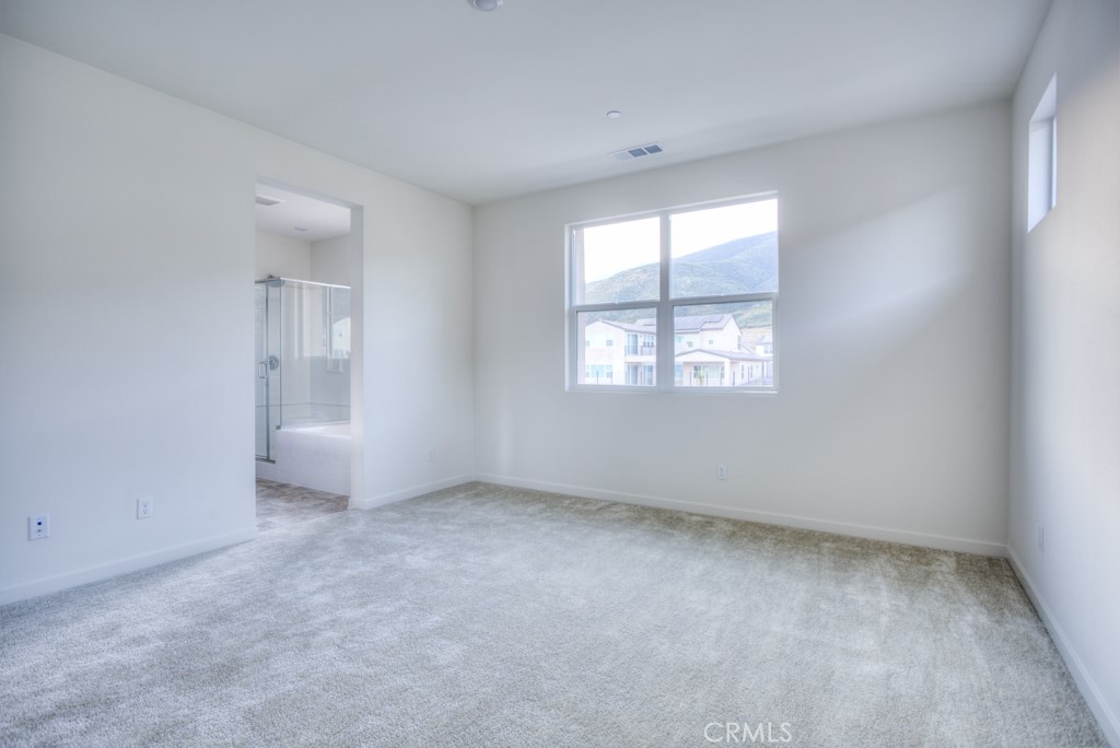 15812 Caterpillar Dr Property Photo 31